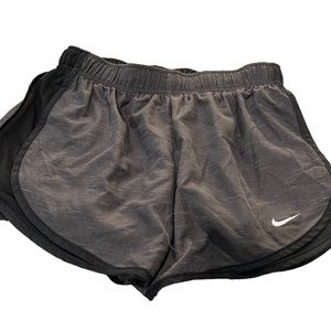 Nike running shorts size S